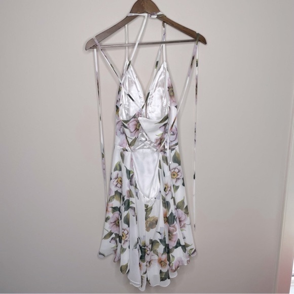 Beautiful Floral Deep V Neck Backless Dress Chiffon Overlay 8093 Size 12 - Picture 6 of 9